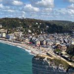 Étretat : 7 endroits secrets à découvrir autour des falaises Étretat